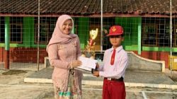 Kafni Juara Tembang Pupuh Dari SDN 1 Sindangsari 