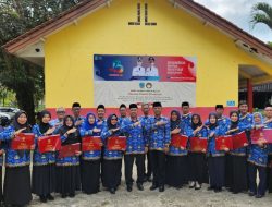 Ahmad Sanusi, S.Pd, Terima Tanda Kehormatan Satyalancana Karya Satya dari Presiden RI