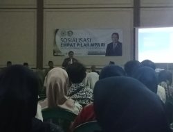 Anggota MPR RI, Dr. Sohibul Imam Gelar Sosialisasi 4 Pilar Kebangsaan Di Kecamatan Nusaherang