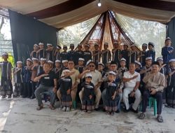 Kemeriahan Sunatan Massal di Dusun Karangsari, Berjalan Dengan Penuh Haru