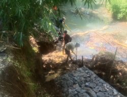 BBWS Citanduy Pasang Bronjong di Desa Pegadingan Untuk Cegah Longsor dan Banjir