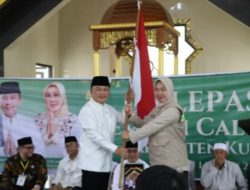 Kloter 8 Jemaah Calon Haji (JCH) Kabupaten Kuningan Dilepas Bupati