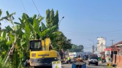 Mantap! Pelebaran Ruas Jalan Provinsi Winduraja-Cibeber Sedang Dikerjakan