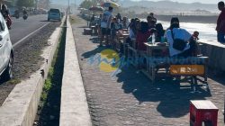 Satpol PP Kabupaten Pangandaran Tertibkan Pedagang di Kawasan Jembatan Merah Pantai Timur