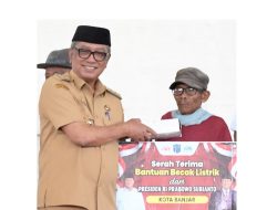 Pemkot Banjar Bagikan 200 Unit Becak Listrik Kepada Para Pengemudi 
